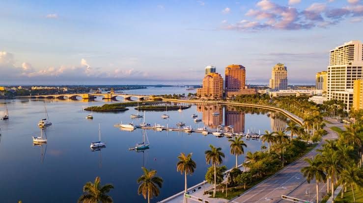 South Palm Beach, FL Real Estate Market 2026: Prices, Trends & What Buyers Should Expect